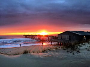 Colonial Inn Motel, Nags Head Pier oceanfront